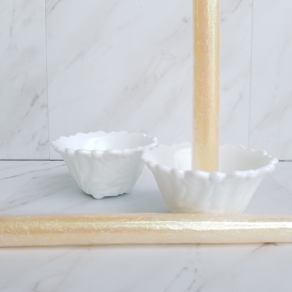 Vintage White Milk Glass Cup Candle Holders Set of 2 Leaf Design - Picture 2 of 10